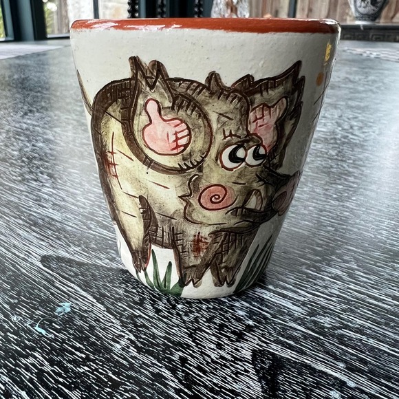 The Unbranded Brand Other - Handpainted and signed‎ Pig and Dragonfly Votive / Cup